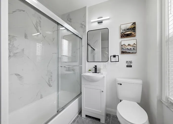 Homestay Dormont, !b Modern And Spacious Private Bedroom With Shared Bathroom Pittsburgh
